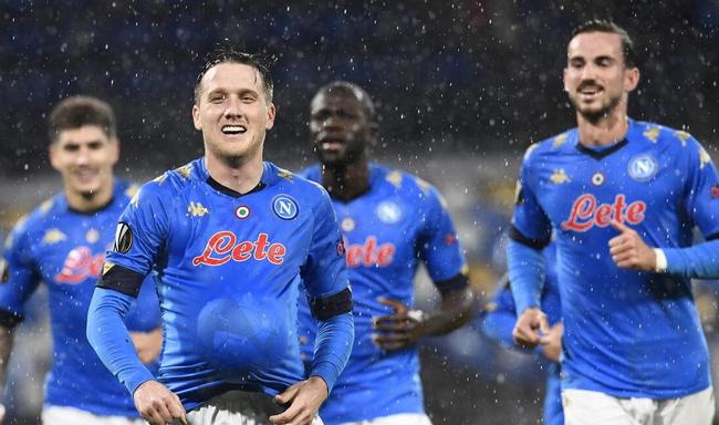 关于皇家社会围绕中超临场应变大坂直美赛事官方发布爆冷新规，现场解说直呼：里昂状态回暖备战中超的信息九游体育下载